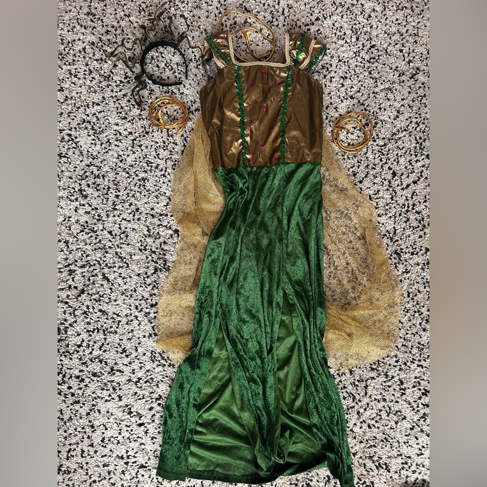 Chasing fireflies Medusa costume